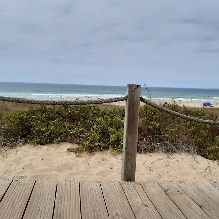Az Beach House Praia da Lourinha